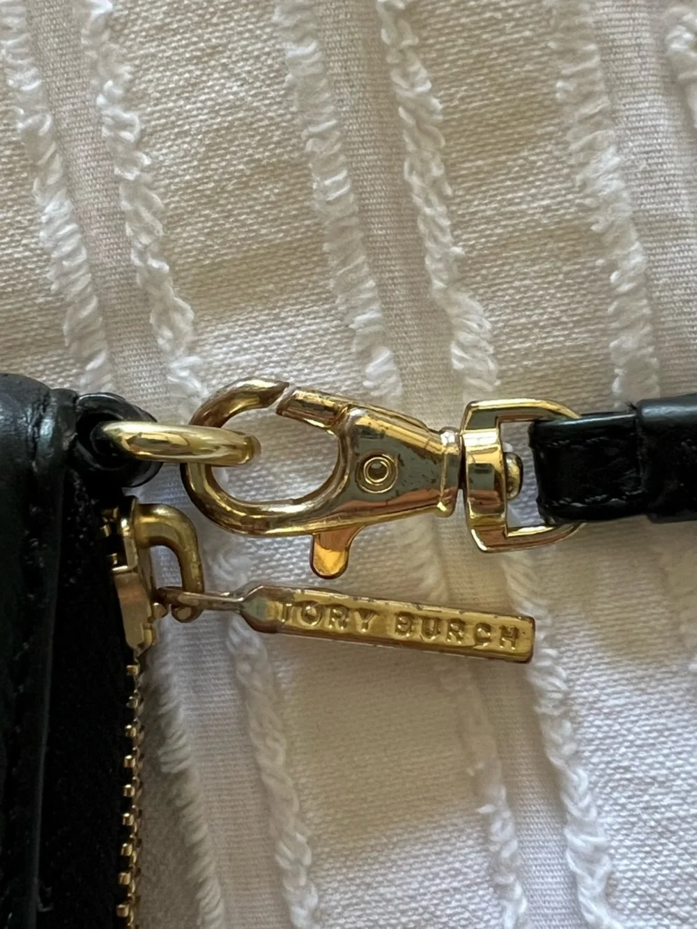 Tory Burch Amanda Zip Wristlet Wallet